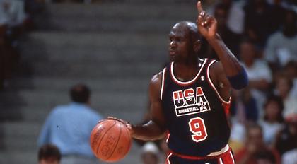 Ο Τζόρνταν στο Hall of Fame της FIBA