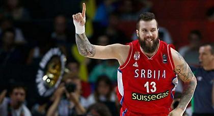 Ένας King Kong στη ρακέτα του «Εξάστερου»