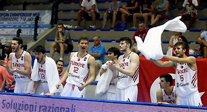 Χάλκινη η Τουρκία