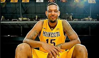 Στην Πέζαρο ο Γουόκερ