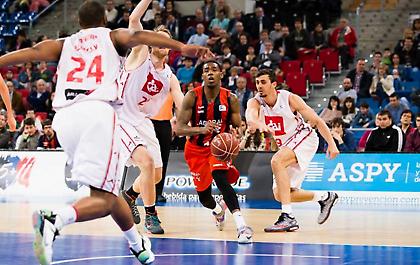 Συνεχίζει στη Λαμποράλ ο Άνταμς