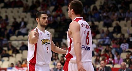 Ο Ολυμπιακός «επενδύει» σε τρεις 94άρηδες