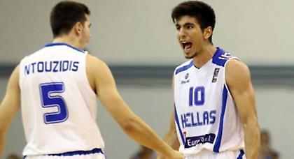 Με το «δεξί» για οκτάδα