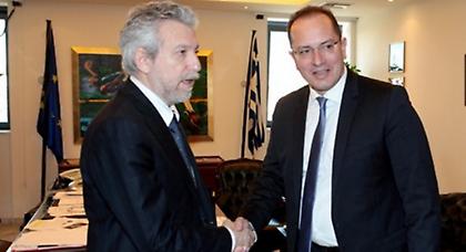 Συναντήθηκε με Χαλβατζάκη ο Κοντονής