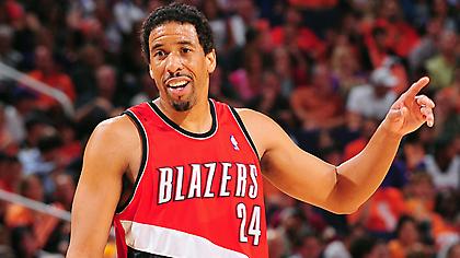 Στους Τίμπεργουλβς ο Αντρέ Μίλερ