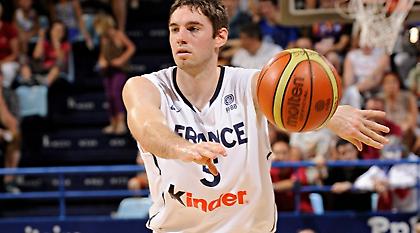 Χωρίς Κοζέρ στο Ευρωμπάσκετ η Γαλλία