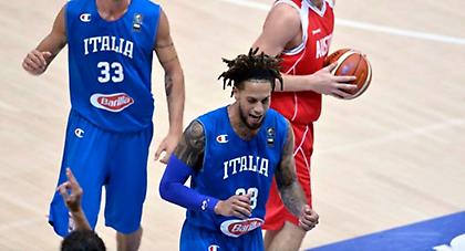 Νίκη με σούπερ Χάκετ για Ιταλία