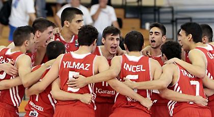 Στον τελικό με σούπερ ανατροπή η Τουρκία