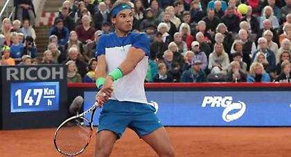 Πολύ σκληρός για να… χάσει ο Ναδάλ