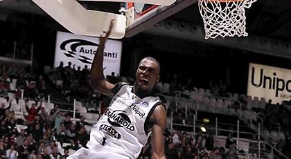 Πρόταση Άρη σε Γουάιτ