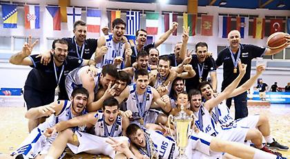 Πριμ για τους Εφήβους