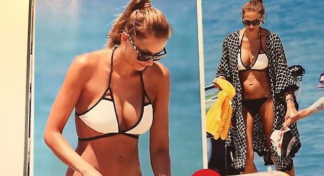 Αλέκα Καμηλά: Με ασπρόμαυρο μπικίνι στις παραλίες της Χαλκιδικής