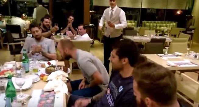 Τα διπλά γενέθλια στην Εθνική (video)