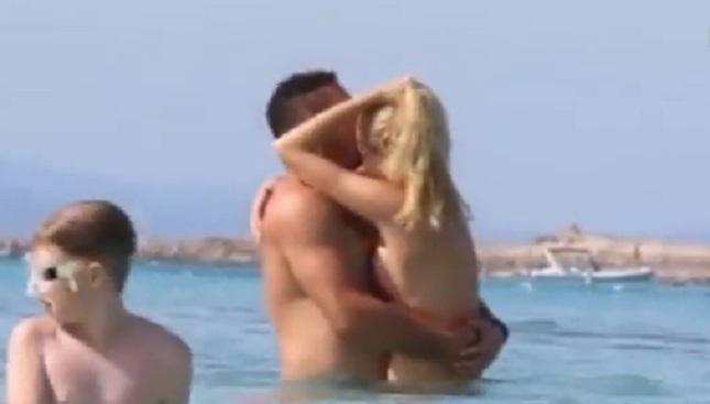 Ασυγκράτητος στο φαΐ κι όχι μόνο ο Ρονάλντο (video)