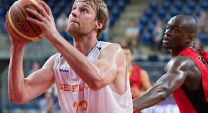 Φιλική νίκη της Ολλανδίας