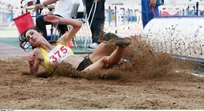 Χάνει το Πεκίνο η Αλεξούλη