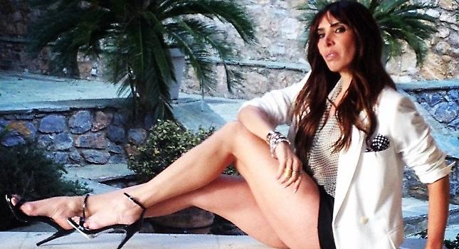 Η Μάγκυ Χαραλαμπίδου σε προ(σ)καλεί για μπάνιο! (pic)