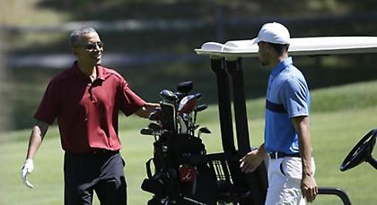 Έπαιξε γκολφ με Ομπάμα ο Κάρι (pics)