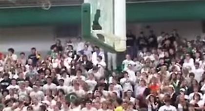 Όταν ο Όρτον διέλυσε στο λύκειο μια μπασκέτα (video)