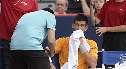 Τζόκοβιτς: «Κάποιος καπνίζει χόρτο» (video)