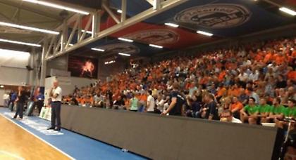 «Περίπατος» για Ολλανδία