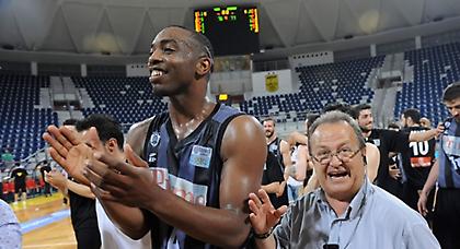 Στην Παρί Λεβαλουά ο Κέβιν Λάνγκφορντ