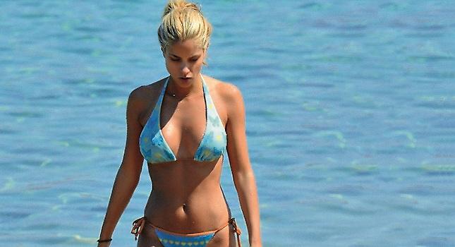 Οι πιο σέξι εμφανίσεις Ελληνίδων στις παραλίες