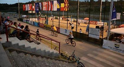 Ανάμικτα συναισθήματα για τις ελληνικές ομάδες