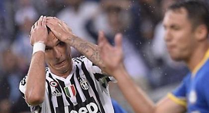 Πάτησαν τη Γιούβε στο Τορίνο Κονέ-Καρνέζης! (video)