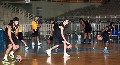 Πάει και η ΑΕΚ Καρπενήσι