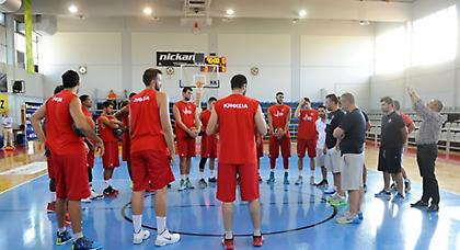 Δυνατά φιλικά για Κηφισιά