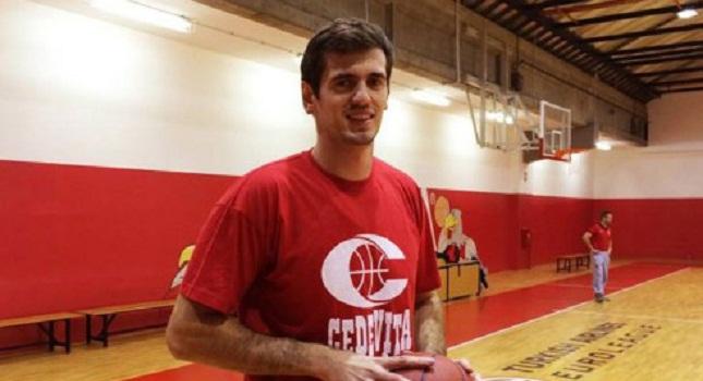 Δοκιμάζει Μπάρατς η Αρμάνι