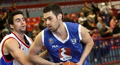 Στον Απόλλωνα ο Αθανασούλας