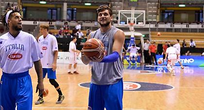 Με Τζεντίλε και Χάκετ η Ιταλία (video)