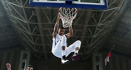 Επισκέψεις και δείπνο για την Εθνική (video)