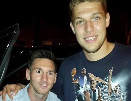 Όταν ο Βεζένκοφ συνάντησε τον Μέσι (pic)