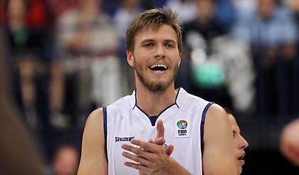 Παίκτης Ευρωμπάσκετ στον Αρκαδικό!