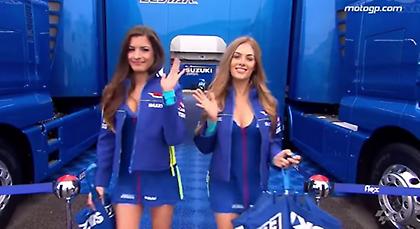 «Φωτιά» τα κορίτσια του Moto GP (video)