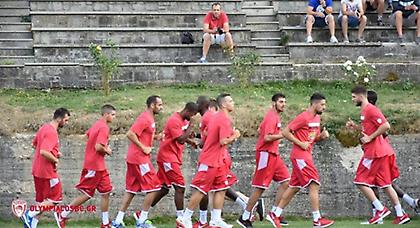 Ο μπασκετικός Ολυμπιακός στο… γρασίδι (video)