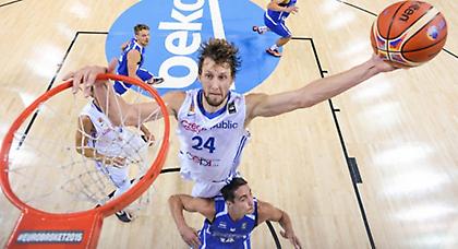 Δ’ Όμιλος: «Χτυπούσε»… αλύπητα η Τσεχία