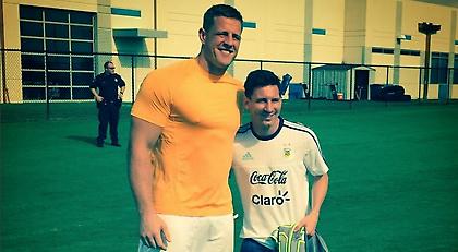 Ο Μέσι και το… θηρίο (pic)