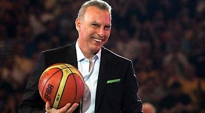 Υπόκλιση Γκάλη στην επίσημη αγαπημένη!