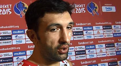 Υπόκλιση Πατσούλια σε Εθνική και Γιάννη (Web TV)