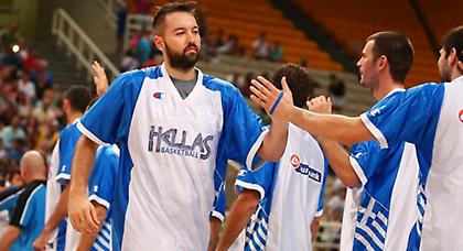 Η συγγνώμη του Βουγιούκα για τη φωτογραφία με τις Εθνικές ομάδες