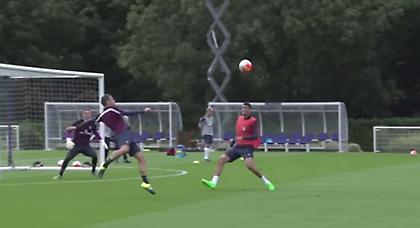 Γκολάρα στην προπόνηση της Αγγλίας (video)