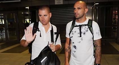 Πάτησαν Ελλάδα Κόκε και Ραούλ Μπράβο!