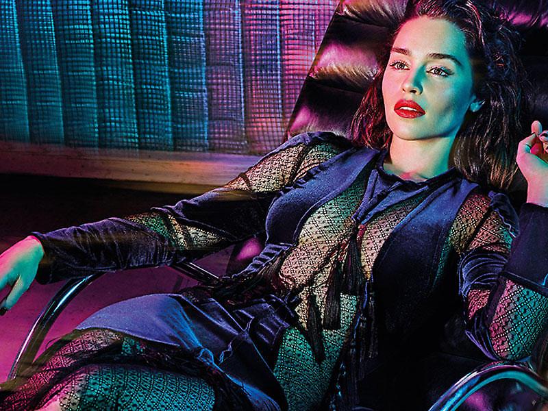 «Φωτιά» η Ντενέρις του Game of Thrones στη νέα της φωτογράφηση (pics)