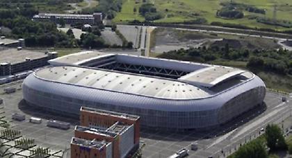 «Τσουχτερά» τα εισιτήρια για τους «16»