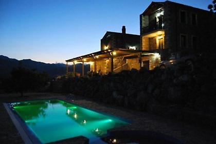 Γιορτή μήλου στο μαγευτικό οροπέδιο του Κρουσώνα και διαμονή στον Αροδαμό