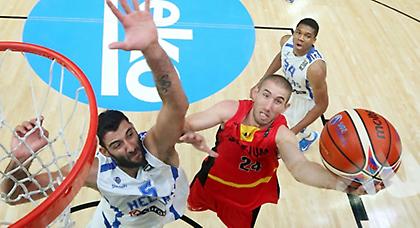 Έσβησε τα… φώτα στον Λοτζέσκι ο Μπουρούσης! (video)